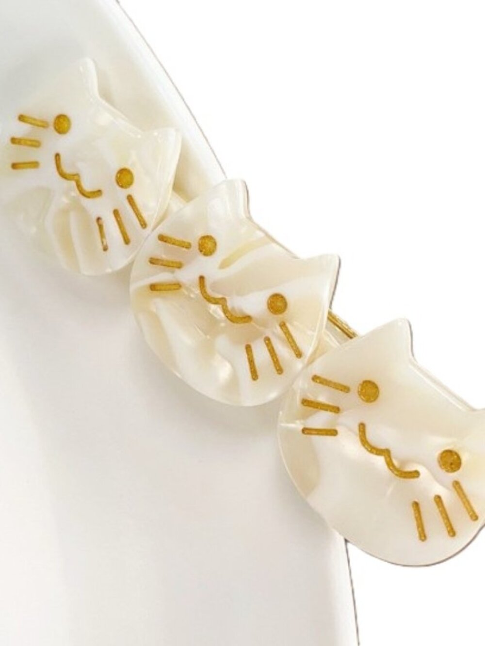 Cat Trio Alligator Hair Clip Cream New